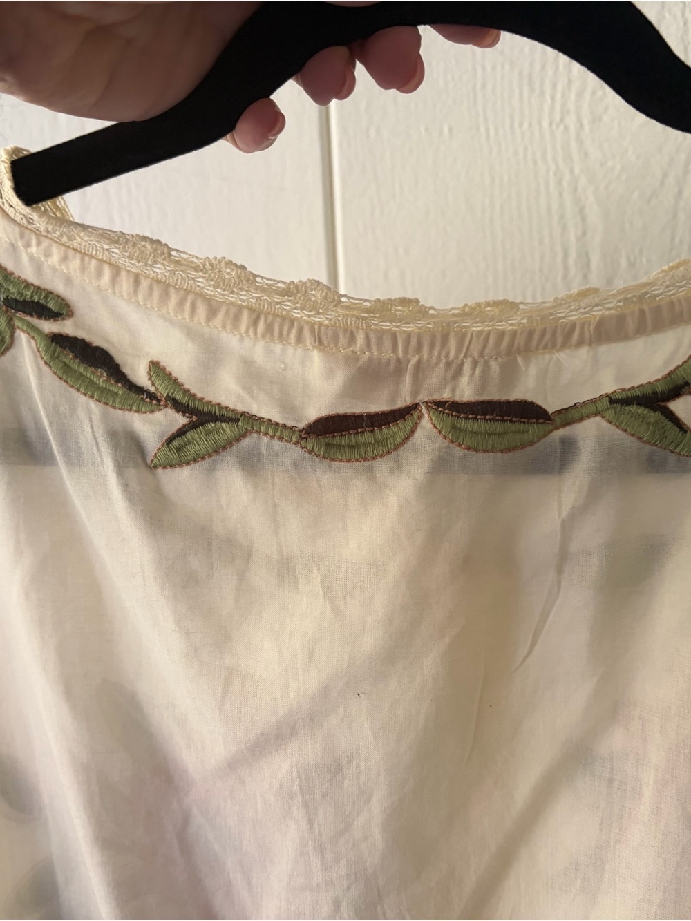 Embroidered Cream Peasant Blouse - Floral Detail - Picture 6 of 12
